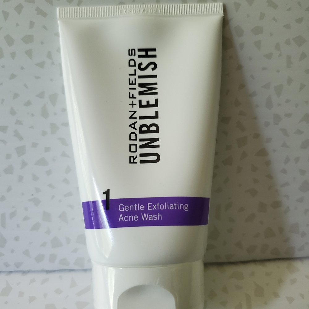 Rodan + Fields Unblemish Refining Acne Wash